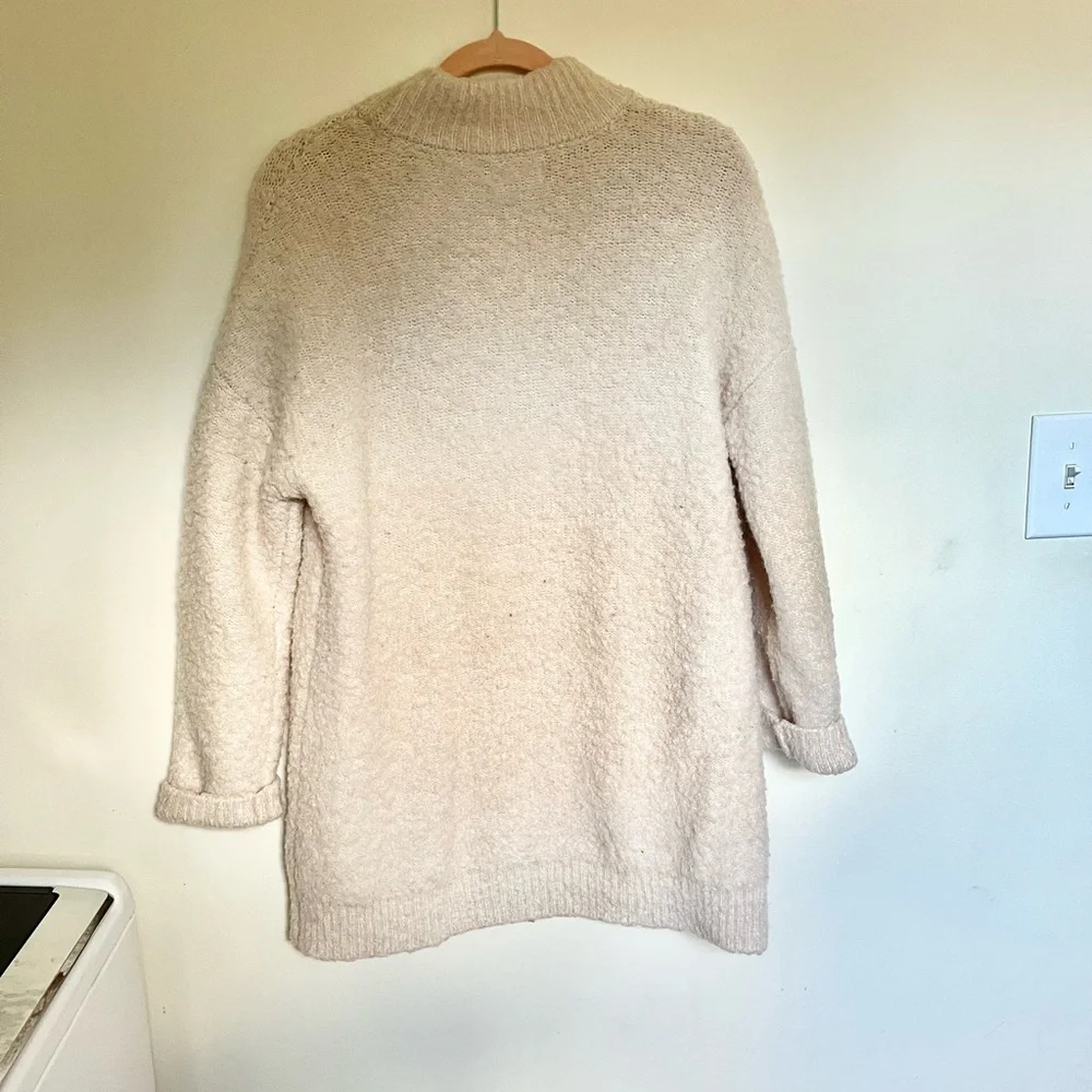 Universal Thread Cream Sweater - Picture 4 of 4